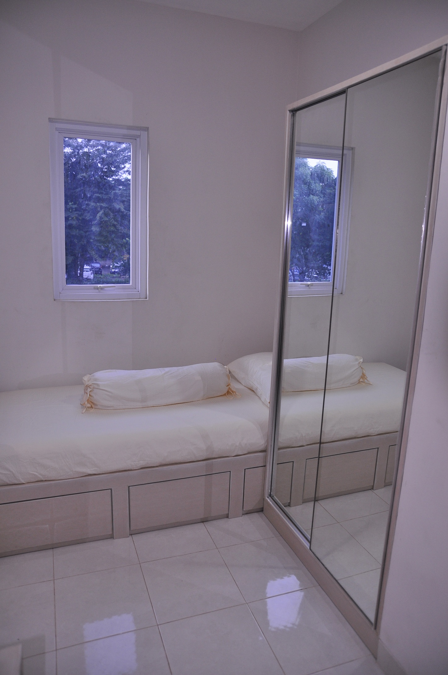 Single bed - Low Res