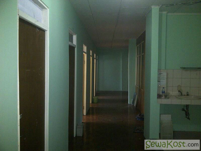 KOST WANITA/PRIA MURAH DAAN MOGOT-GROGOL