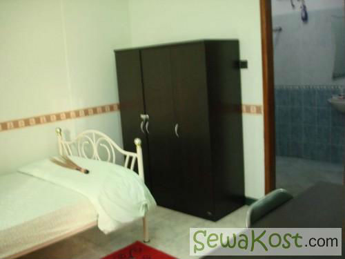 KOST KARYAWATI DEKAT BINUS & JL. S PARMAN JAKARTA BARAT