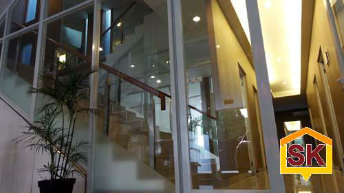 KOS EXCLUSIVE LOKASI STRATEGIS ,LEBAKBULUS,CILANDAK,TB SIMATUPANG,AC,KMD,TV,SwimmingPool,freeWiFI