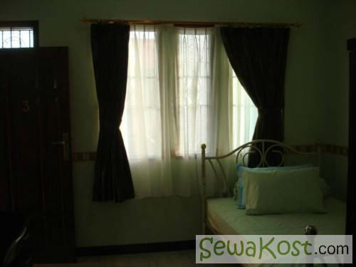 KOST KARYAWATI DEKAT BINUS & JL. S PARMAN JAKARTA BARAT