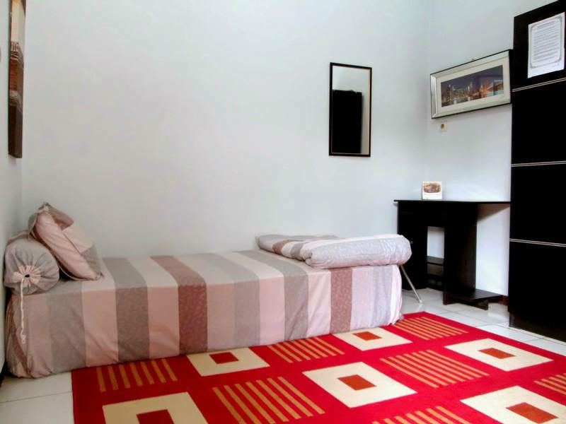 Sewa kost : modern/minimalis, Villa design