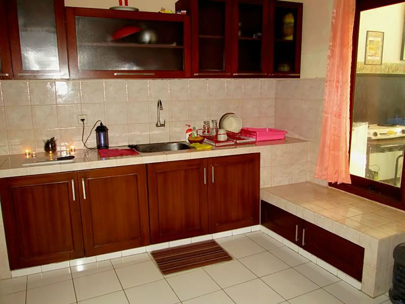 Sewa kost : modern/minimalis, Villa design