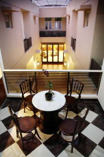 Kost Exclusive Grand Residence Kemanggisan