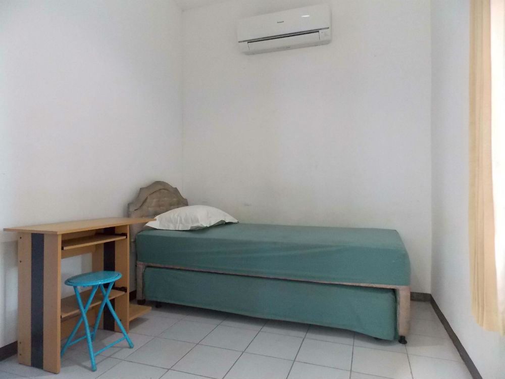 Kamar Tidur 1A - Dekat pintu masuk