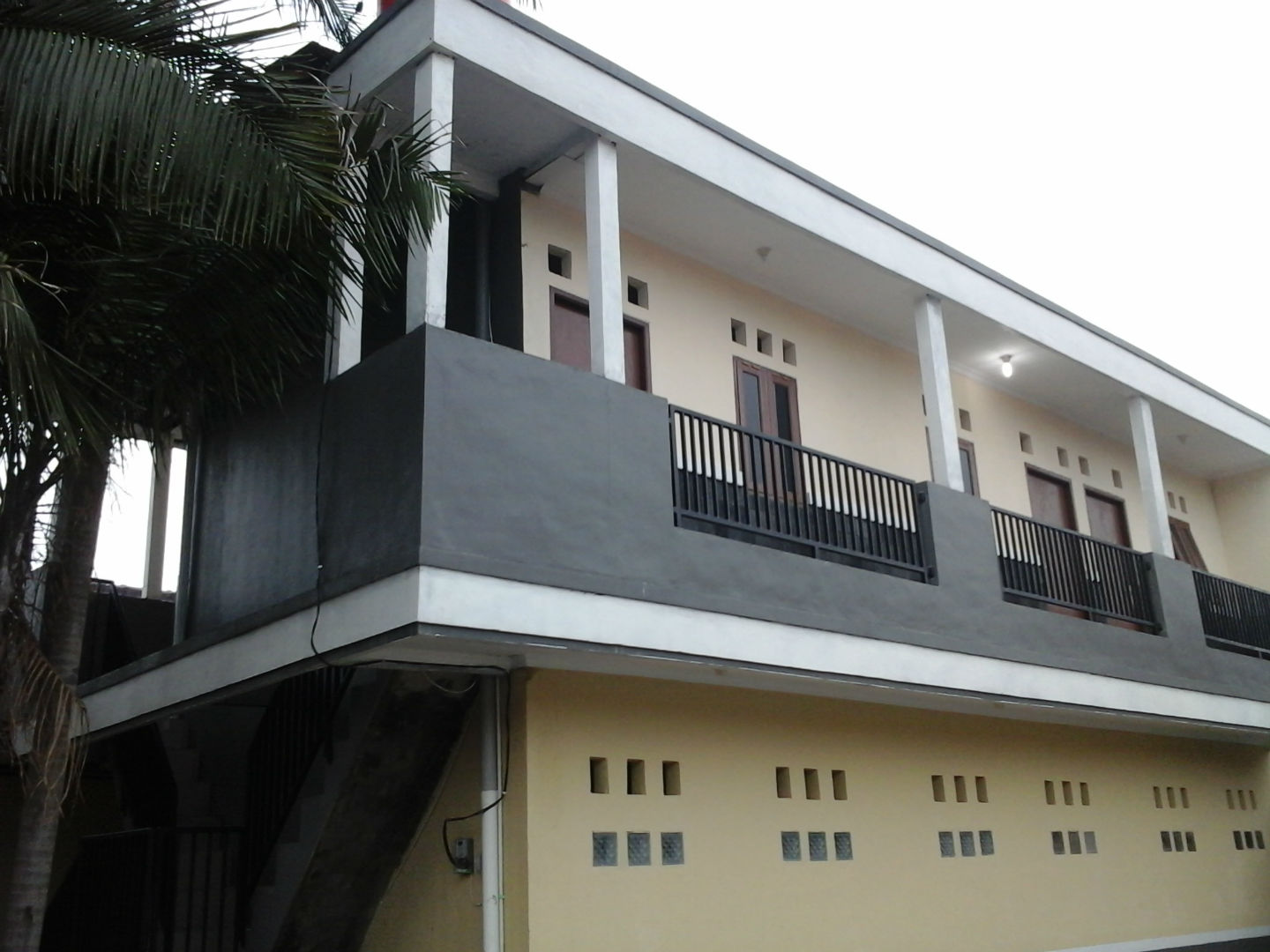 kosan luar 1