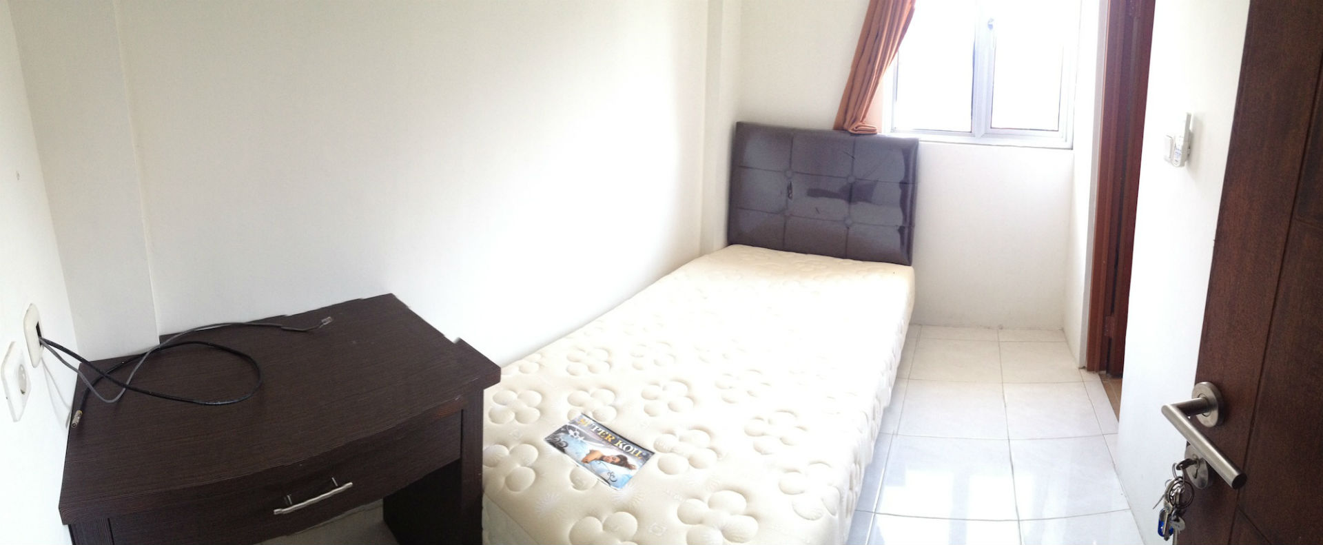 Kosan-DBalcony-Kosong