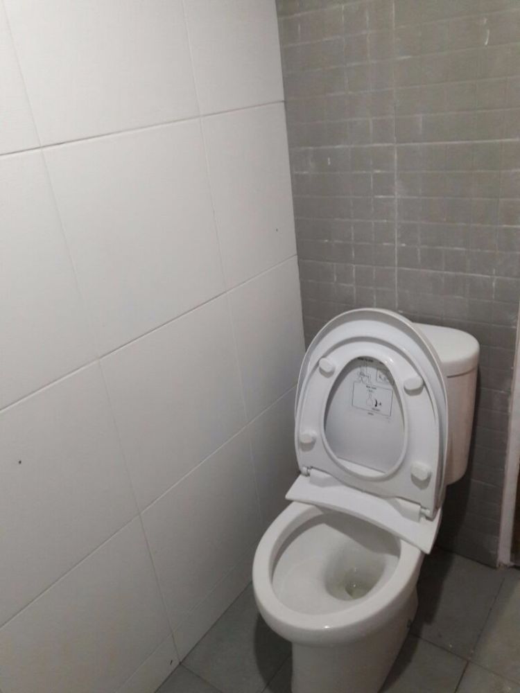kamar mandi
