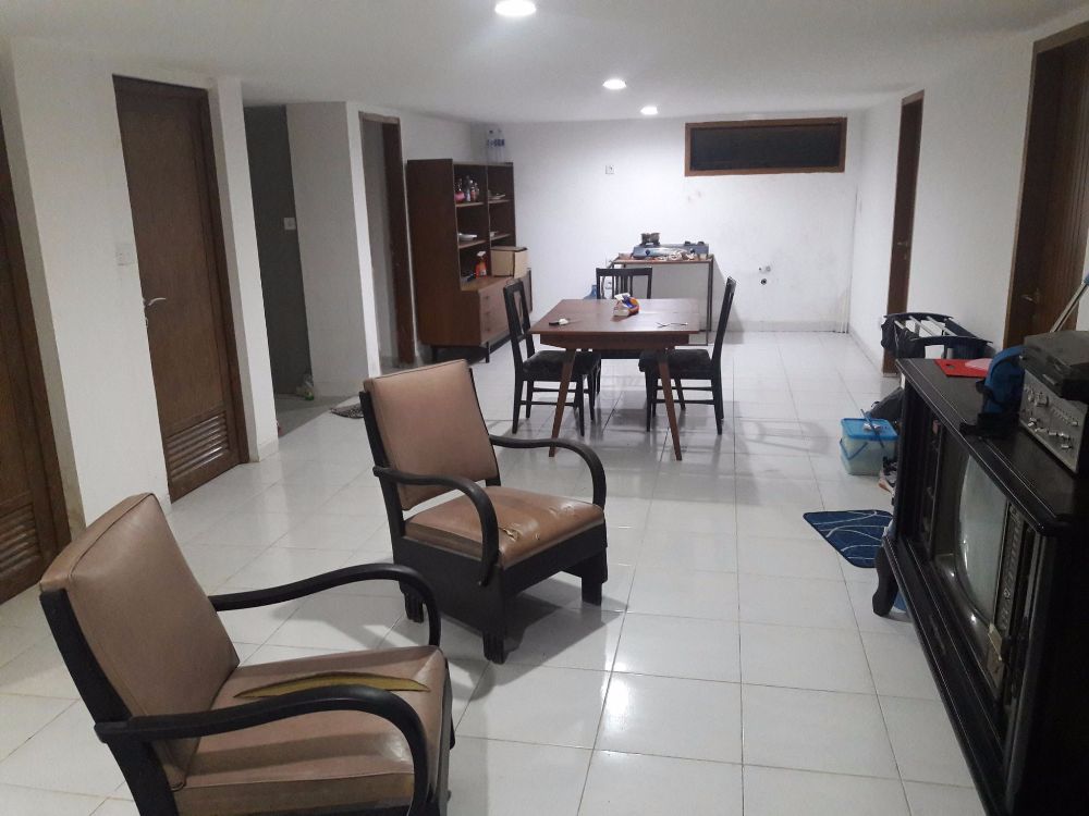 ruang tengah