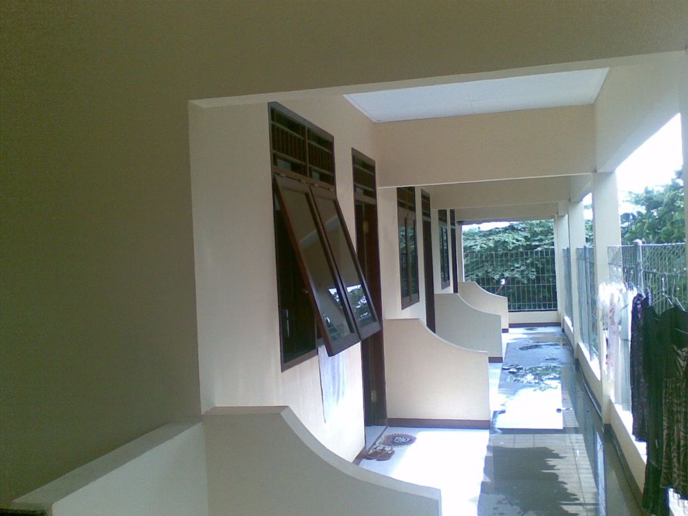 Kamar-kamar di atas