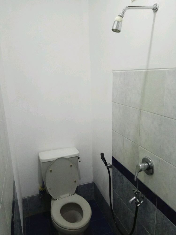 kamar mandi