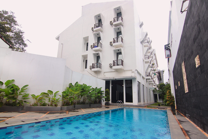 Swiming-Pool