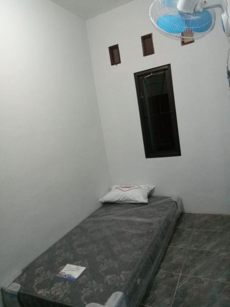 kamar dalam