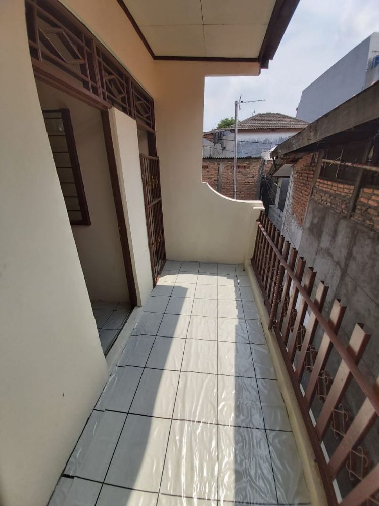 Kost Mama Bonny 8