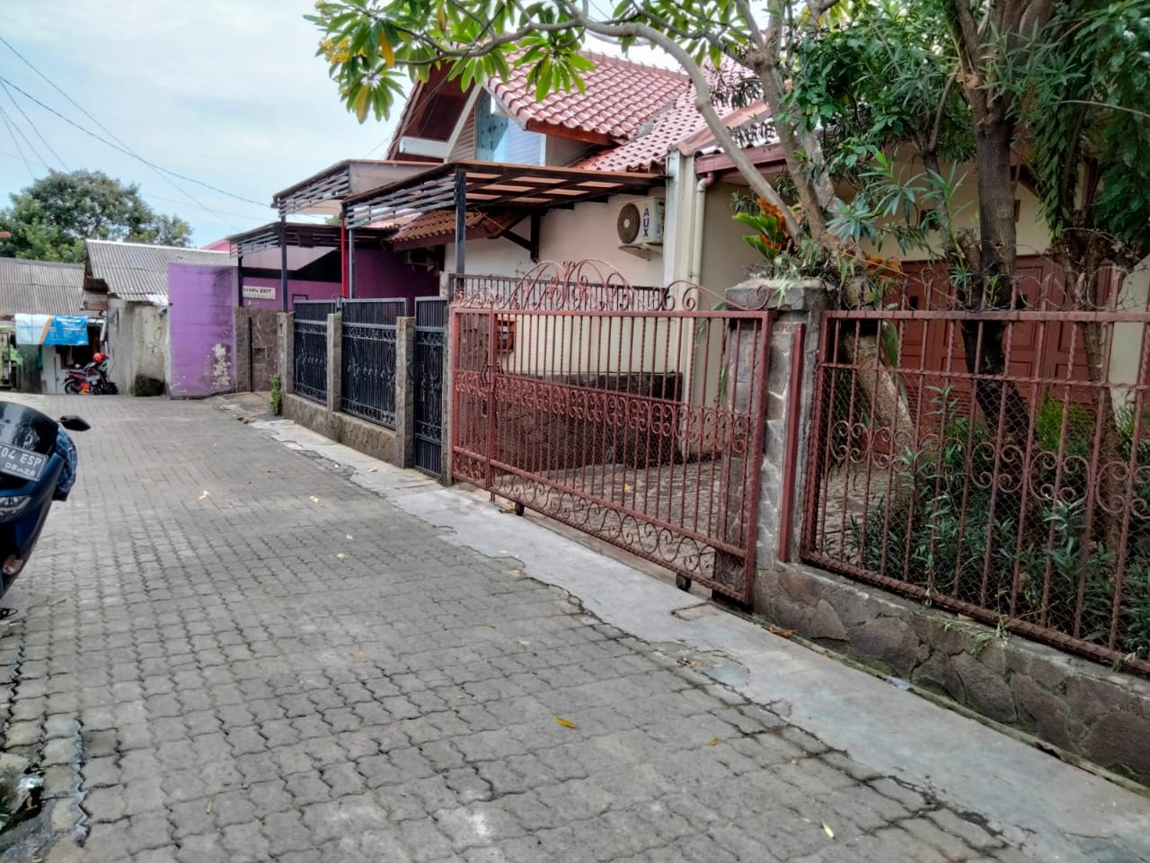 Depan 2