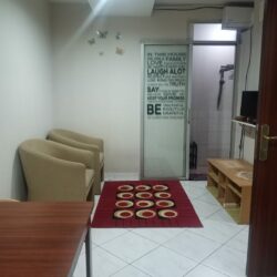 ruang tengah dr pintu masuk