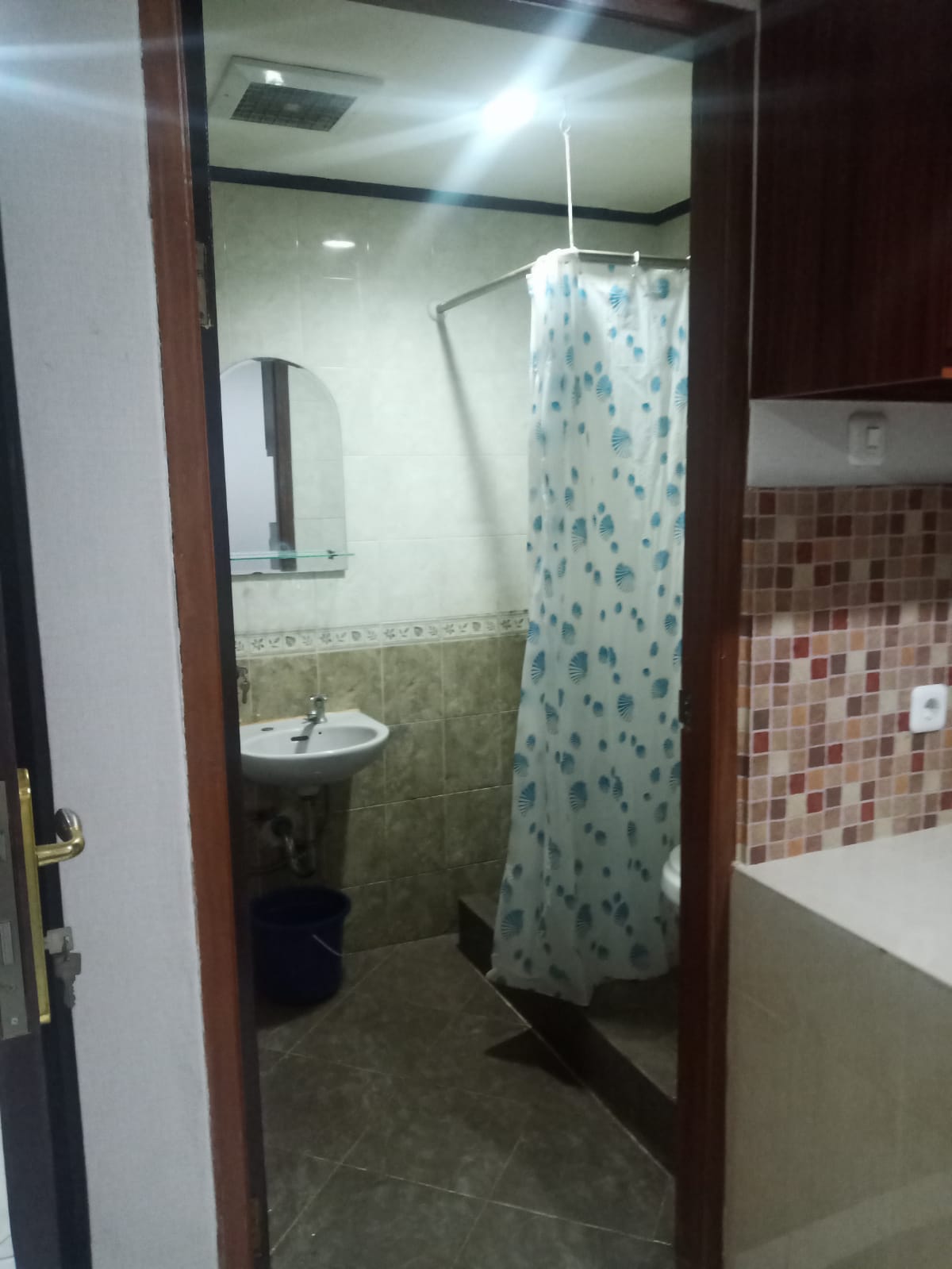 ruang kamar mandi