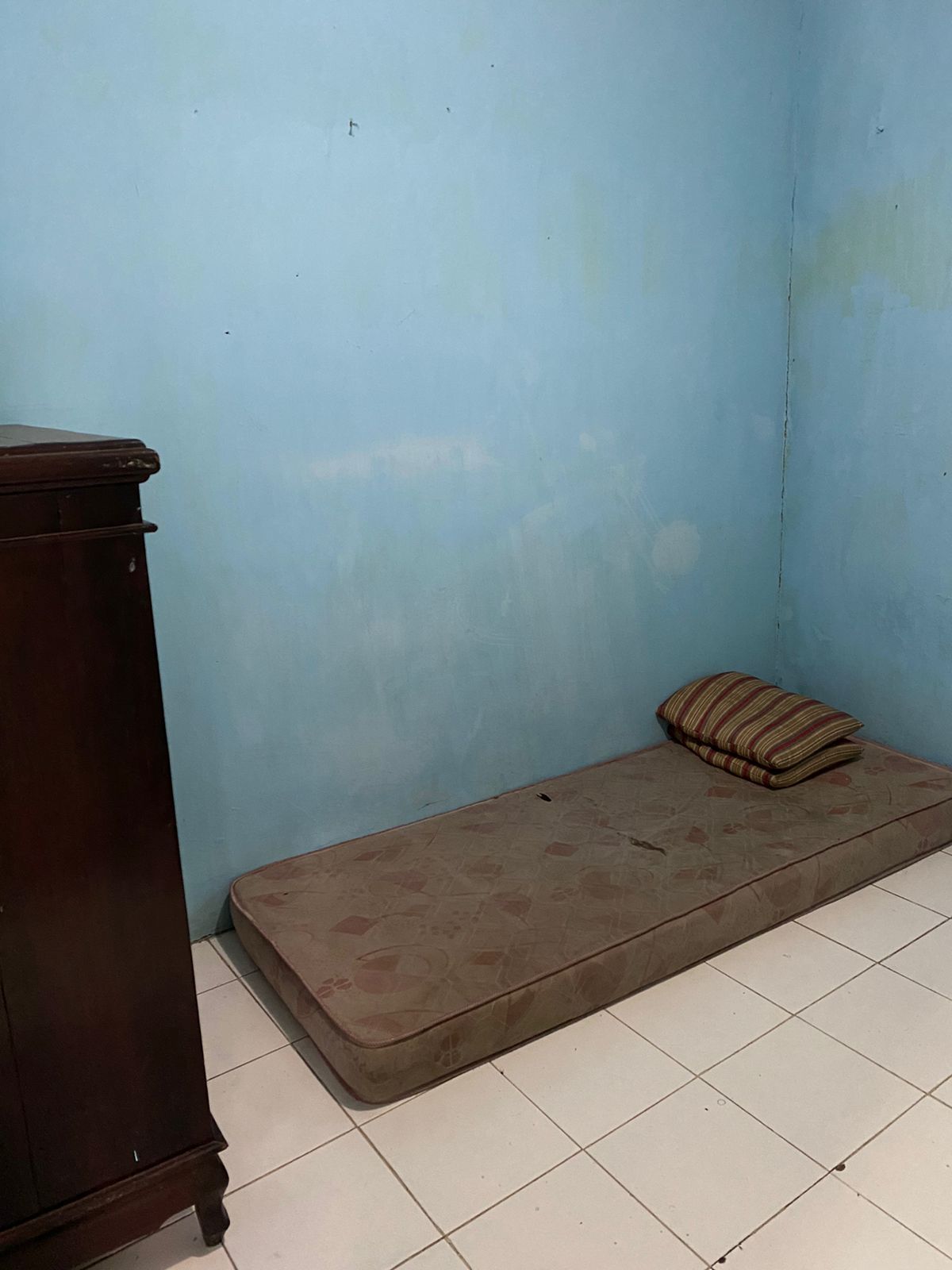 Kamar 1