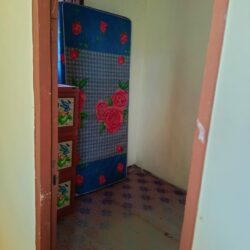 Kamar atas CDE