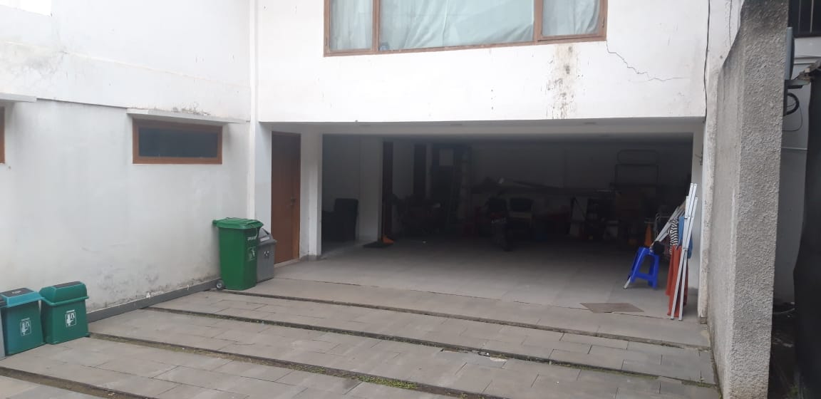 parkir mobil dan motor gratis