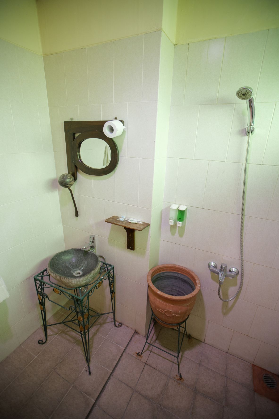 Toilet 12xx