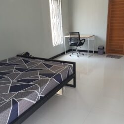 kasur double full firnished, tinggal bawa koper aja kasur double full firnished, tinggal bawa koper aja