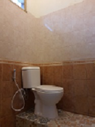 kmr mandi dalam dengan closet duduk dan shower kmr mandi dalam dengan closet duduk dan shower