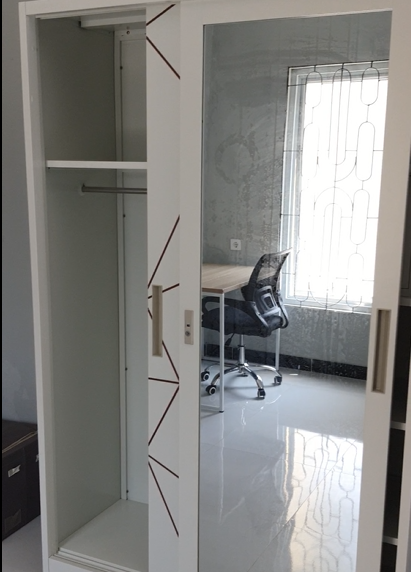 lemari 2 pintu dgn cermin