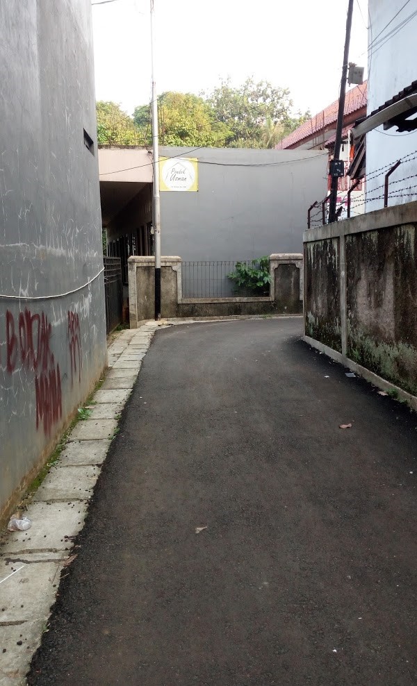 jalan masuk