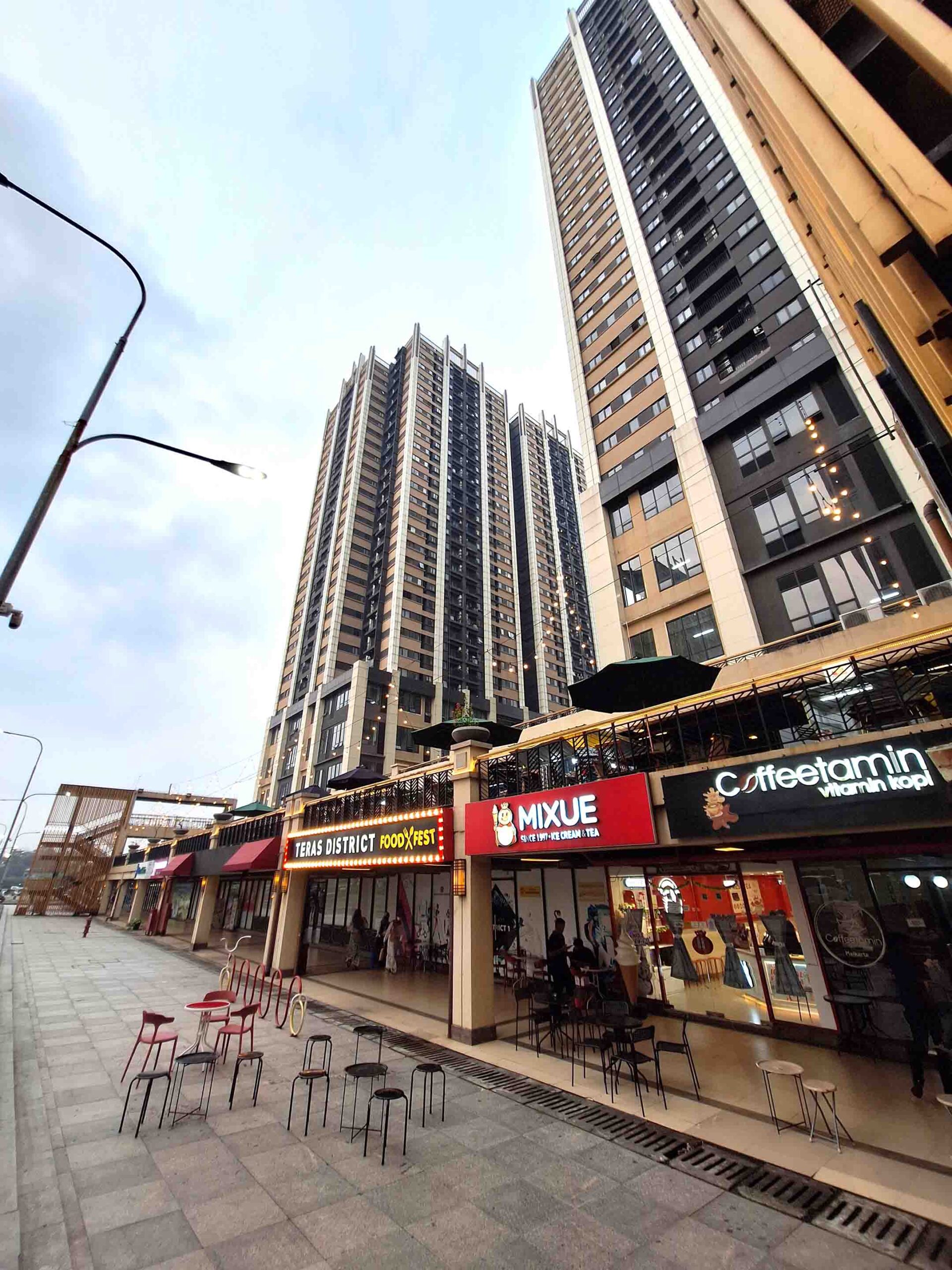 Gedung sekitar Oakview